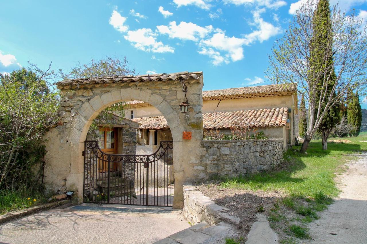 Mas De Reilhanette Montbrun-les-Bains Exterior photo